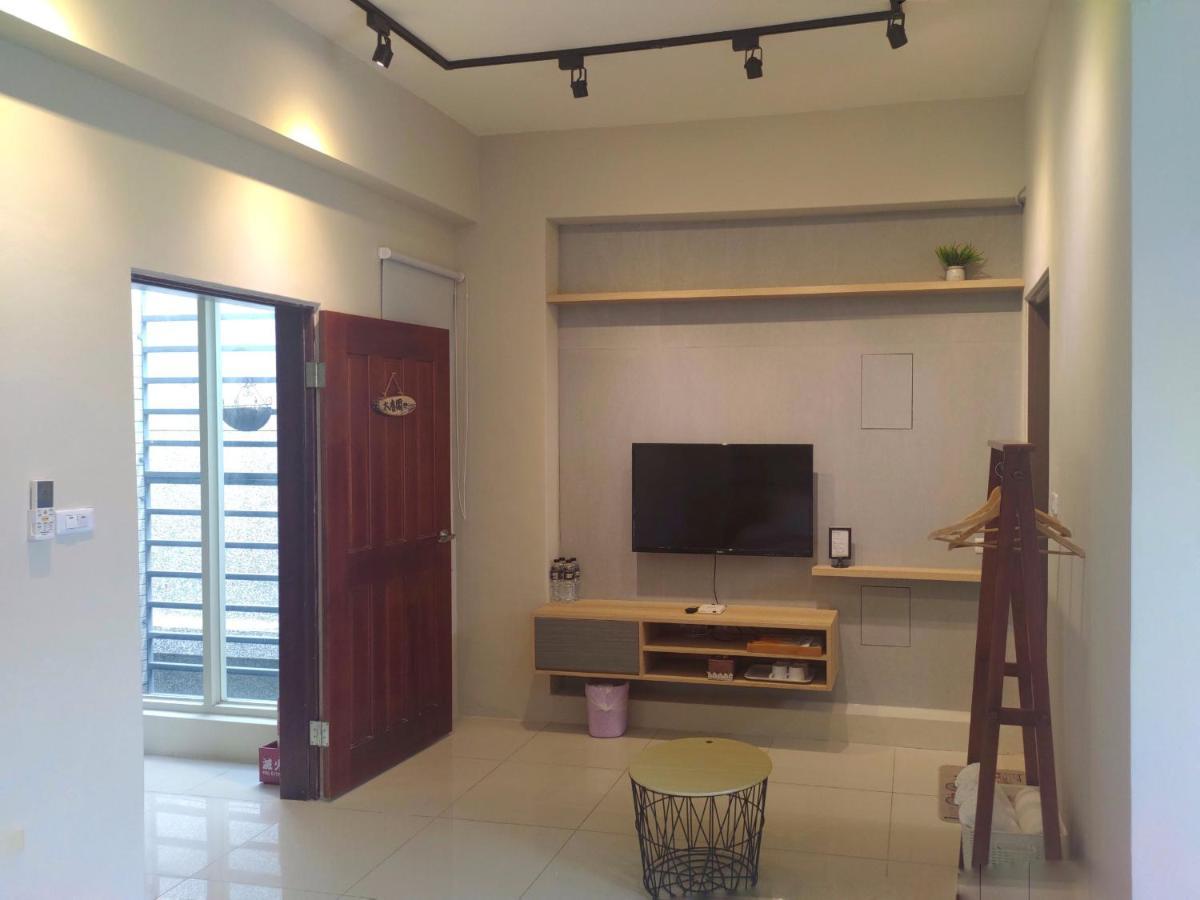 Railway Traveler B&B Taitung Exterior foto