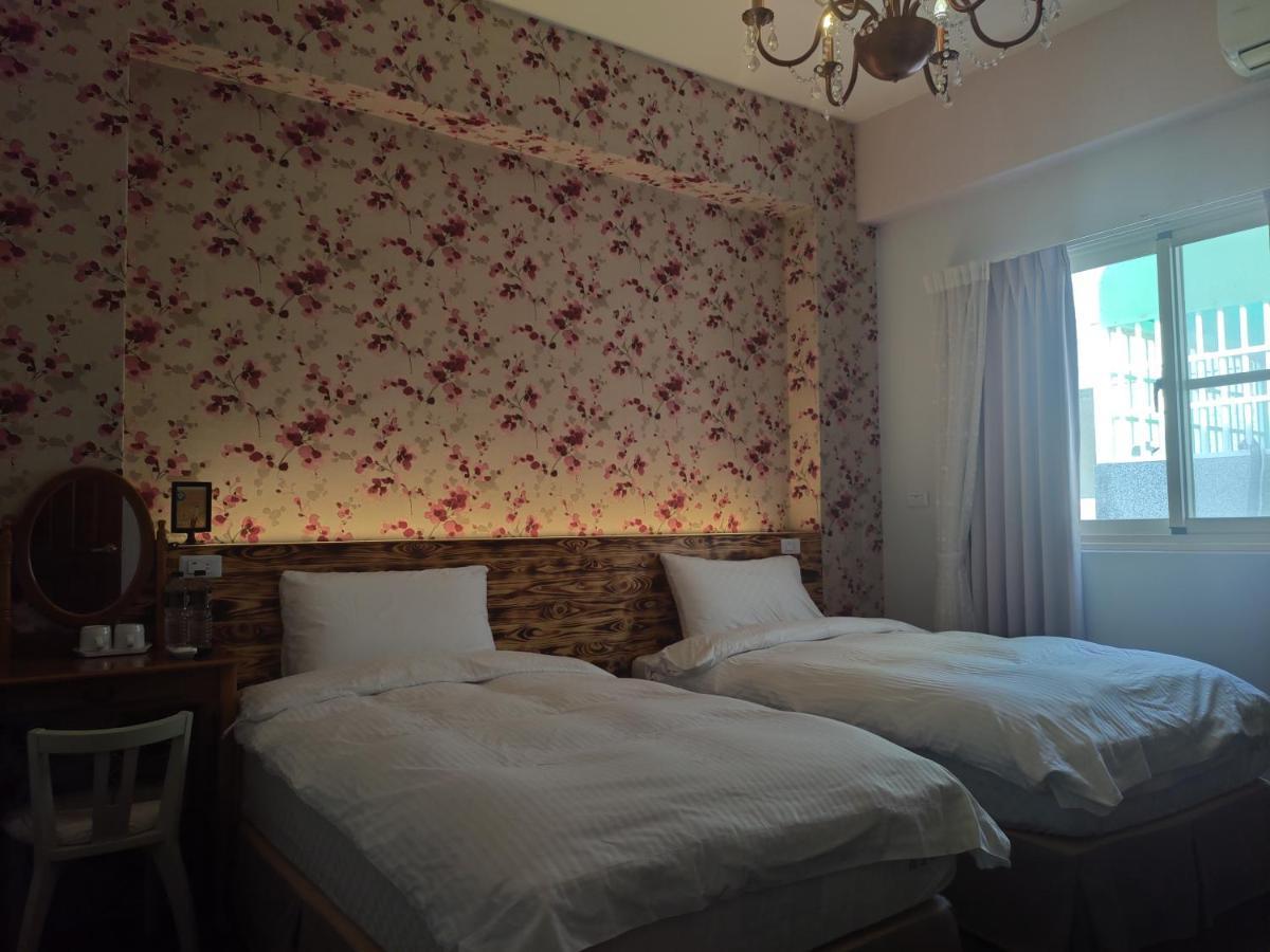 Railway Traveler B&B Taitung Exterior foto